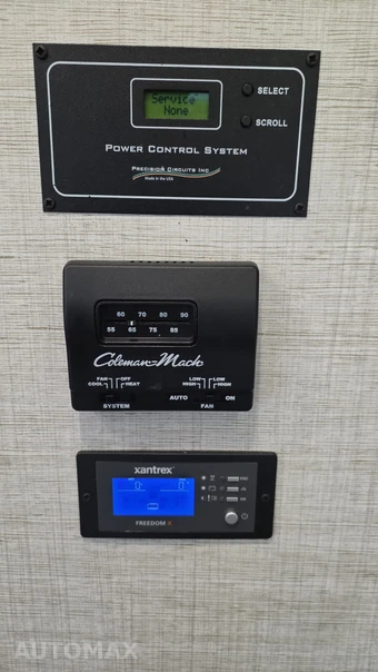 2022 Ford Super Duty F-53 Class A Motorhome Chassis DRW - miniatura 23