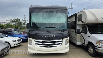 2022 Ford Super Duty F-53 Class A Motorhome Chassis DRW - miniatura 3