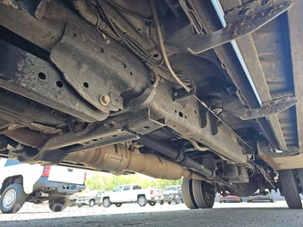 2022 Ford Super Duty F-550 Cab Chassis Lariat Crew Cab DRW - miniatura 7