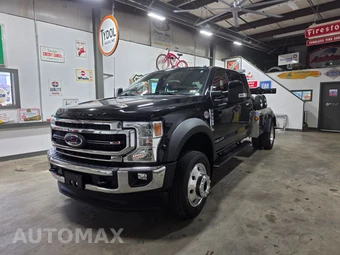2022 Ford Super Duty F-550 Cab Chassis Lariat Crew Cab DRW - miniatura 1