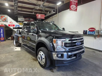 2022 Ford Super Duty F-550 Cab Chassis Lariat Crew Cab DRW - miniatura 9
