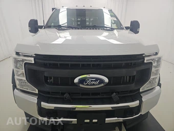 2022 Ford Super Duty F-550 Cab Chassis XL Crew Cab DRW - miniatura 2