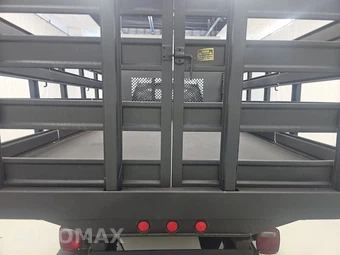 2022 Ford Super Duty F-550 Cab Chassis XL Crew Cab DRW - miniatura 5
