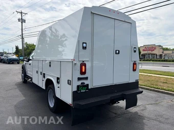 2022 Ford Super Duty F-550 Cab Chassis XL Crew Cab DRW - miniatura 10
