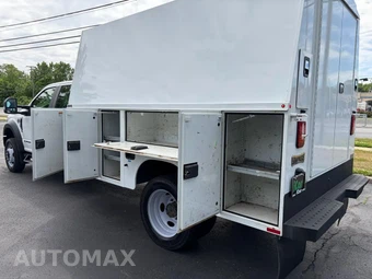 2022 Ford Super Duty F-550 Cab Chassis XL Crew Cab DRW - miniatura 19