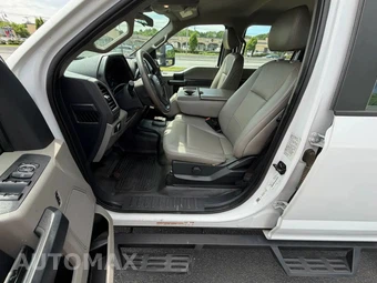 2022 Ford Super Duty F-550 Cab Chassis XL Crew Cab DRW - miniatura 32