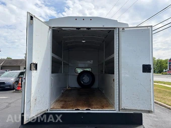 2022 Ford Super Duty F-550 Cab Chassis XL Crew Cab DRW - miniatura 49
