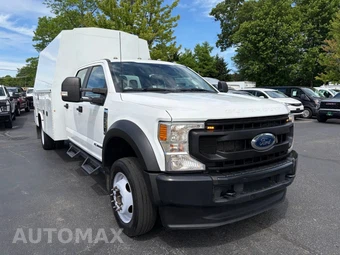 2022 Ford Super Duty F-550 Cab Chassis XL Crew Cab DRW - miniatura 5
