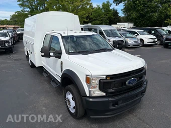 2022 Ford Super Duty F-550 Cab Chassis XL Crew Cab DRW - miniatura 6