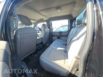 2022 Ford Super Duty F-550 Cab Chassis XL Crew Cab DRW - miniatura 13