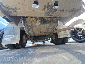 2022 Ford Super Duty F-550 Cab Chassis XL Crew Cab DRW - miniatura 14