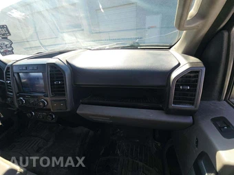 2022 Ford Super Duty F-550 Cab Chassis XL Crew Cab DRW - miniatura 18
