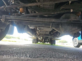 2022 Ford Super Duty F-550 Cab Chassis XL Crew Cab DRW - miniatura 19
