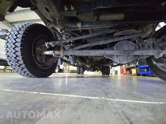 2022 Ford Super Duty F-550 Cab Chassis XL Extended Cab w/Rear Doors DRW - miniatura 19