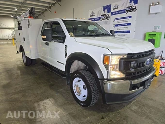 2022 Ford Super Duty F-550 Cab Chassis XL Extended Cab w/Rear Doors DRW - miniatura 4
