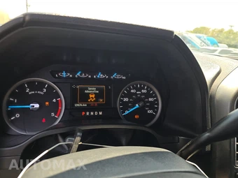 2022 Ford Super Duty F-550 Cab Chassis XLT Crew Cab DRW - miniatura 12