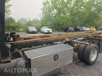 2022 Ford Super Duty F-550 Cab Chassis XLT Regular Cab DRW - miniatura 20