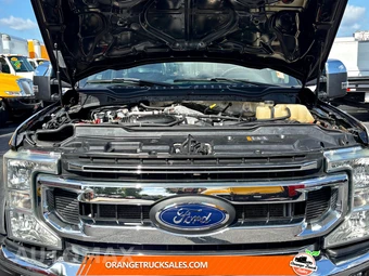 2022 Ford Super Duty F-550 Cab Chassis XLT Regular Cab DRW - miniatura 13