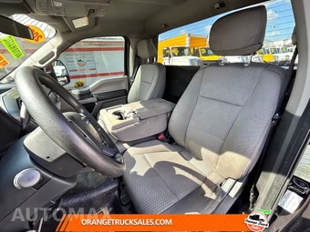 2022 Ford Super Duty F-550 Cab Chassis XLT Regular Cab DRW - miniatura 9
