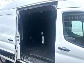 2022 Ford Transit 250 Cargo Van High Roof 148.0" WB - miniatura 22