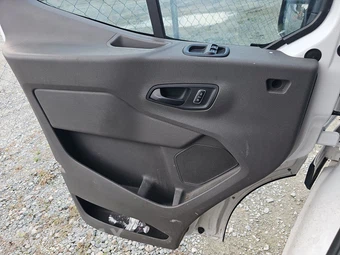 2022 Ford Transit 250 Cargo Van High Roof 148.0" WB - miniatura 9