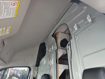 2022 Ford Transit 250 Cargo Van High Roof 148.0" WB - miniatura 19