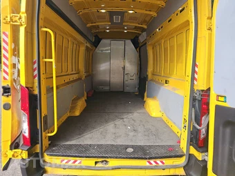 2022 Ford Transit 250 Cargo Van High Roof 148.0" WB - miniatura 15