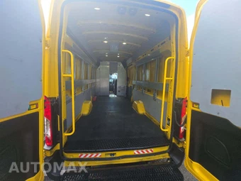 2022 Ford Transit 250 Cargo Van High Roof 148.0" WB - miniatura 13