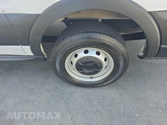 2022 Ford Transit 250 Cargo Van Low Roof 130.0" WB - miniatura 11