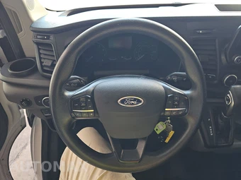 2022 Ford Transit 250 Cargo Van Low Roof 130.0" WB - miniatura 10