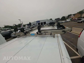 2022 Ford Transit 250 Cargo Van Low Roof 130.0" WB - miniatura 12