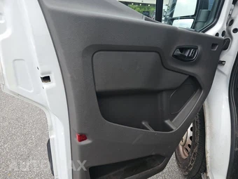2022 Ford Transit 250 Cargo Van Low Roof 130.0" WB - miniatura 9