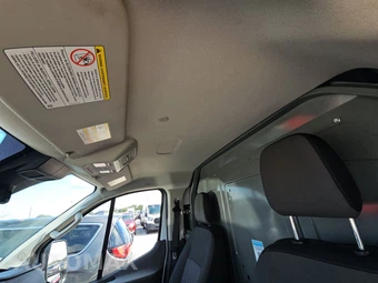 2022 Ford Transit 250 Cargo Van Low Roof 148.0" WB - miniatura 17