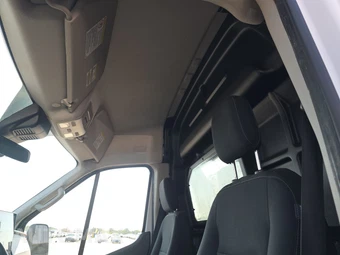 2022 Ford Transit 250 Cargo Van Medium Roof 130.0" WB - miniatura 17