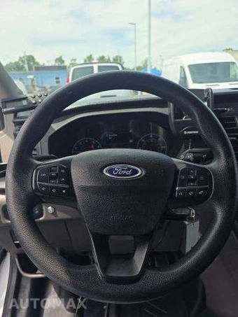 2022 Ford Transit 350 Cab Chassis - miniatura 17