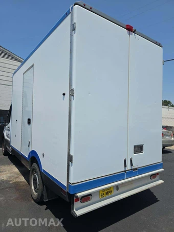2022 Ford Transit 350 Cab Chassis - miniatura 2