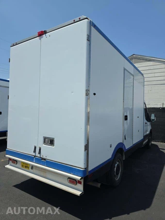 2022 Ford Transit 350 Cab Chassis - miniatura 3