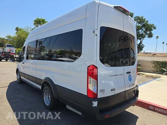 2022 Ford Transit 350 HD Passenger Wagon XLT DRW High Roof 148.0" WB - miniatura 2