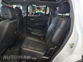 2022 GMC Acadia AT4 - miniatura 13