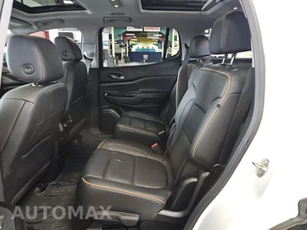 2022 GMC Acadia AT4 - miniatura 14