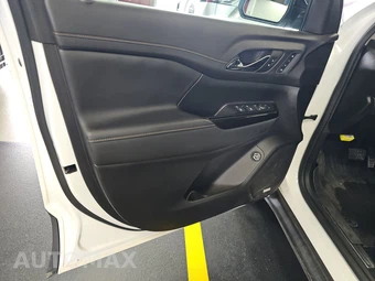 2022 GMC Acadia AT4 - miniatura 9