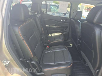 2022 GMC Acadia AT4 4SB - miniatura 17