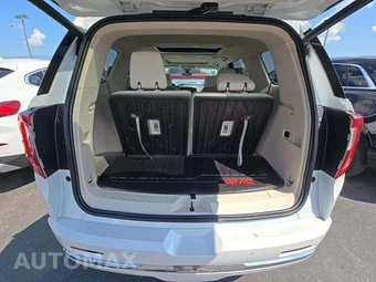 2022 GMC Acadia Denali - miniatura 15