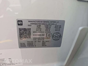 2022 GMC Acadia Denali - miniatura 5