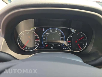 2022 GMC Acadia Denali - miniatura 9