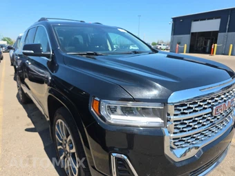 2022 GMC Acadia Denali - miniatura 3