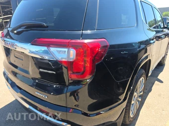 2022 GMC Acadia Denali - miniatura 4