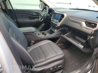 2022 GMC Acadia Denali - miniatura 8