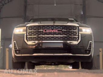 2022 GMC Acadia Denali - miniatura 3
