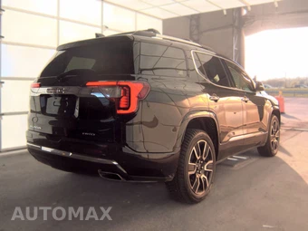 2022 GMC Acadia Denali - miniatura 5